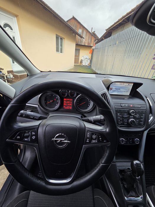 Opel Zafira C tourer 2014 euro 6