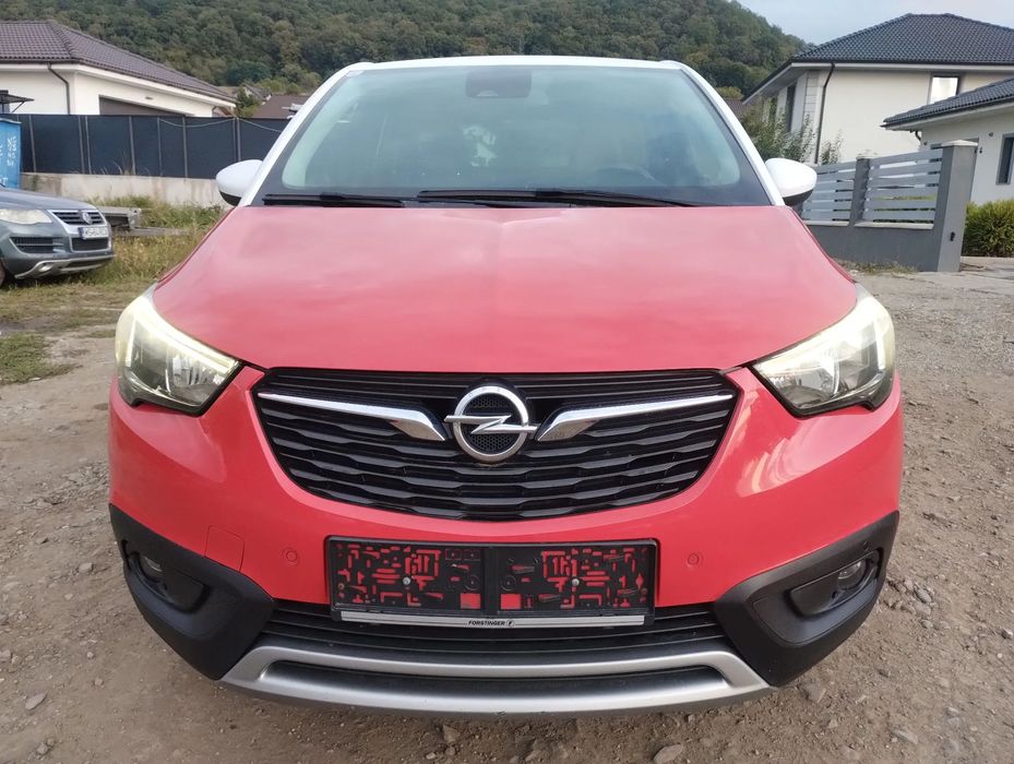 Opel Crossland Foarte dotată