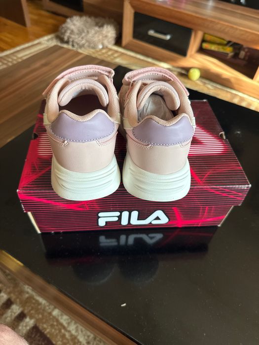 Детски маратонки FILA , номер 33