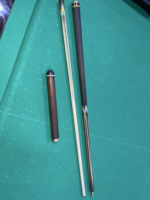 Бильярдный кий  мастера А. Вараксина….