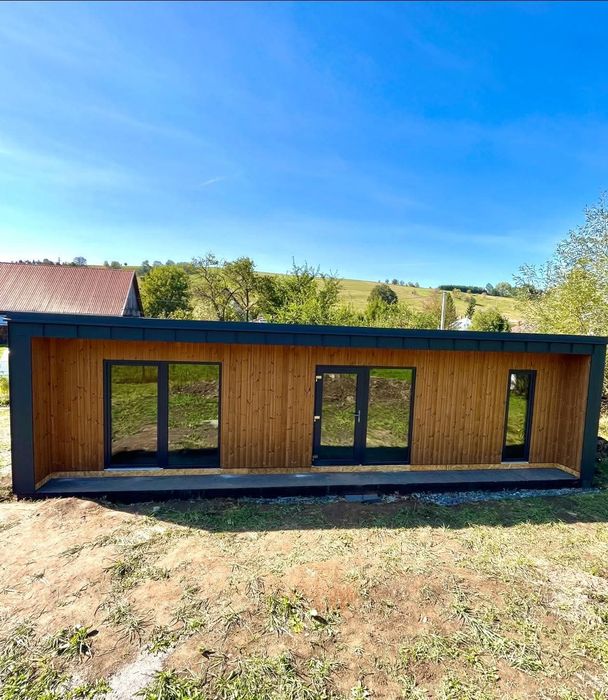 Meșterul Tău pentru Construcții din Lemn și Metal
​Transformăm orice curte într-un spațiu primitor și funcțional, punând accent pe durabilitate și fin