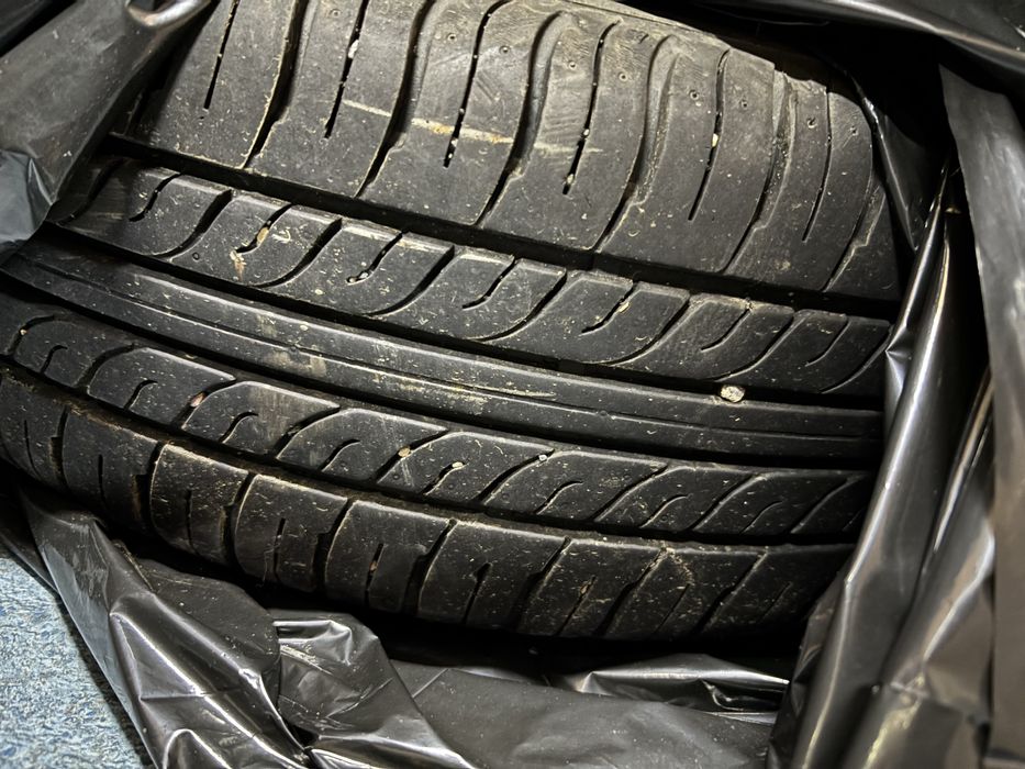 Продам комплект дисков с летней резиной