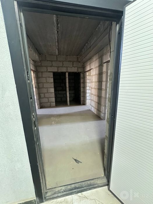 Продажа квартира  сотилади шахар марказида.  3 хоналик