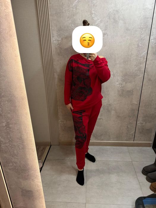 Спортивный костюм