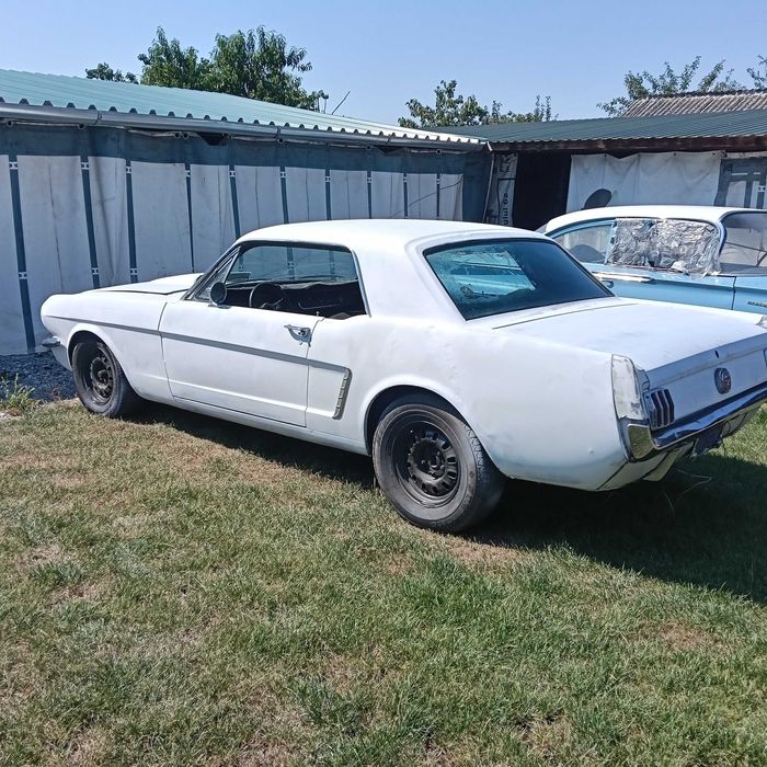 1965 Ford Mustang V8