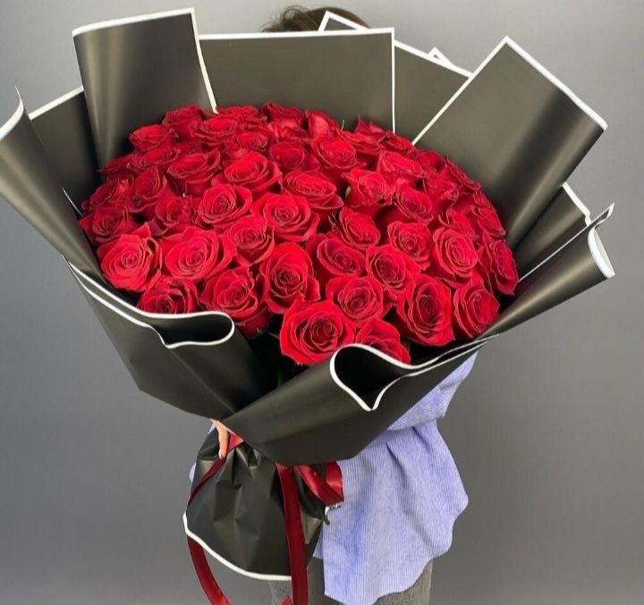 Доставка цветы,букеты,розы,пионы