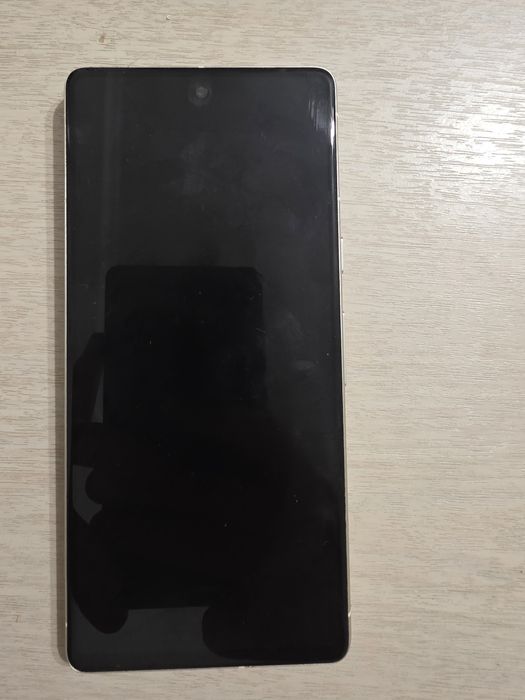 Продаю Google pixel 7