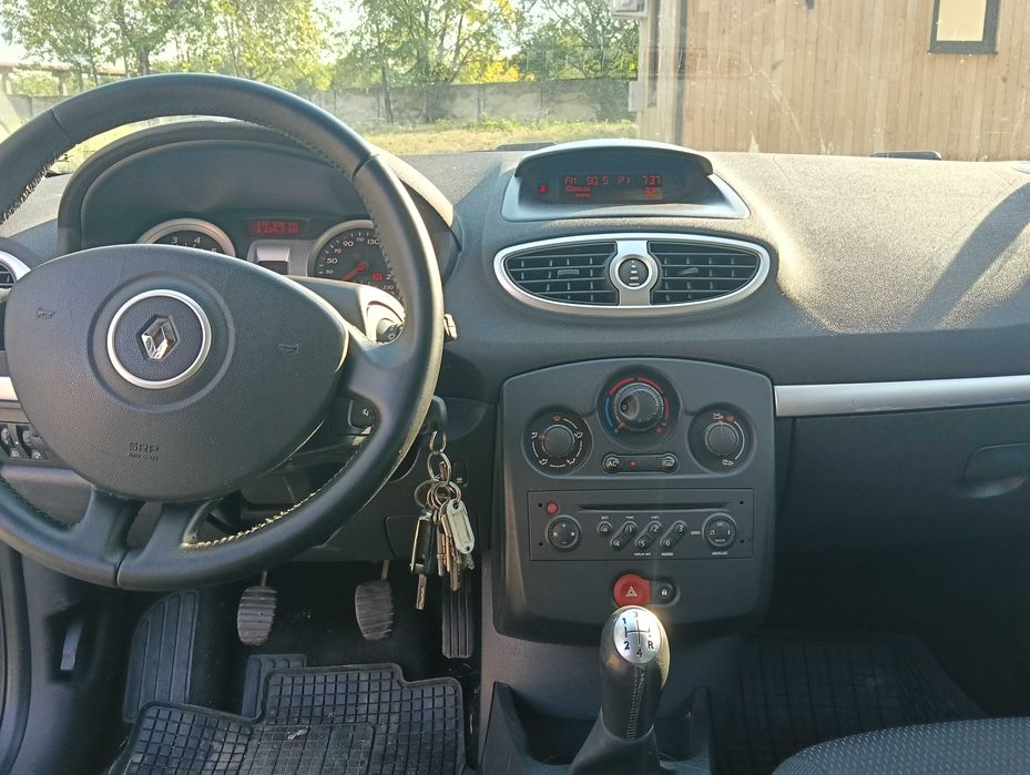 RENAULT 4 2008 — imagine 5