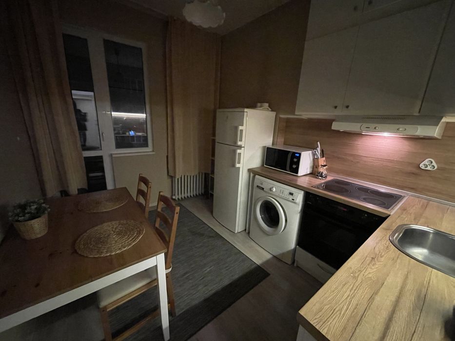 Дава се под наем Тристаен апартамент в София, Център - 87 кв.м за 867 € - Снимка #17