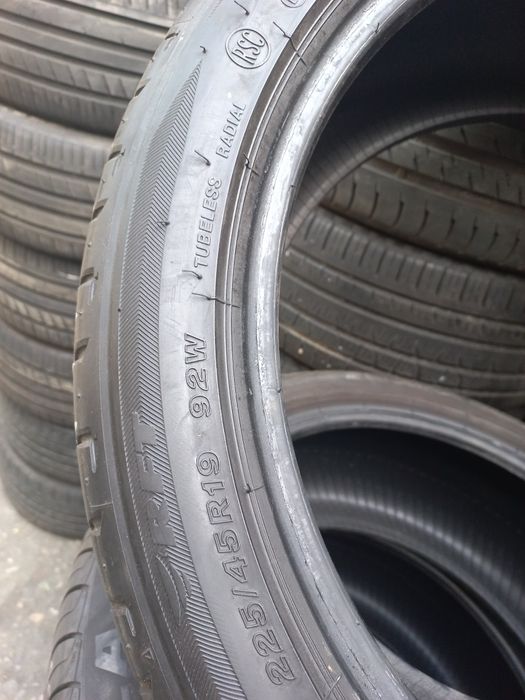 ! 4 anvelope 225/45 R19 Bridgestone runflat