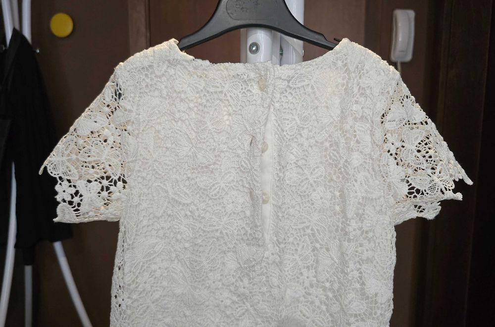 Нова детска рокля - бяла дантела 5-6 години