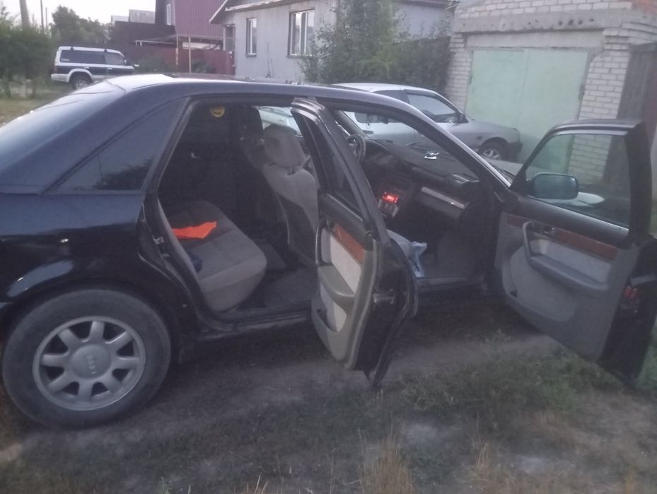 Продажа Ауди 100 с4