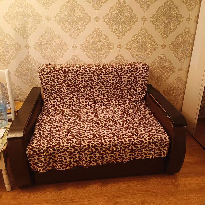 Продам уголок тройка