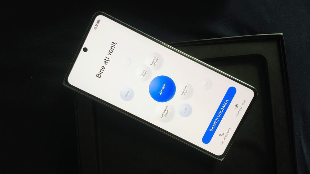 Vând Huawei Mate X3