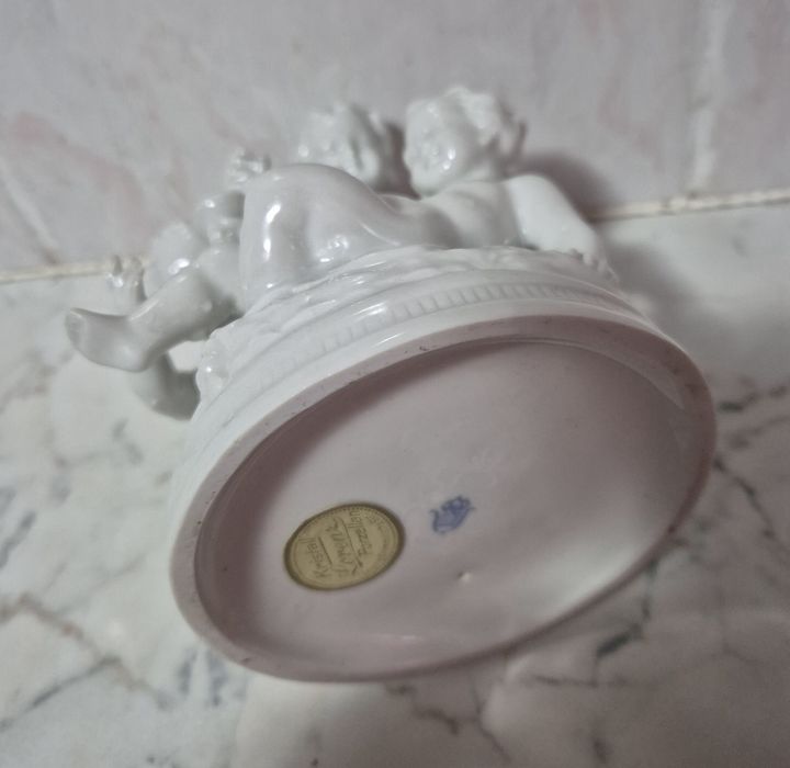 Vand Superba Statueta porțelan fin Unterweissbach - Original Germany