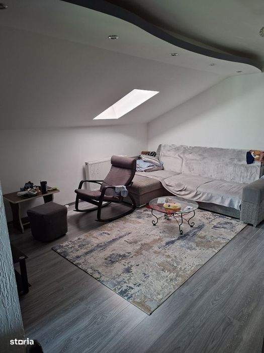 Propietar/Apartament cu 3 camere, curte