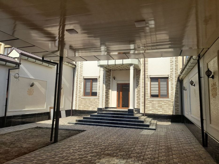 Uchaska sotiladi yunusabod