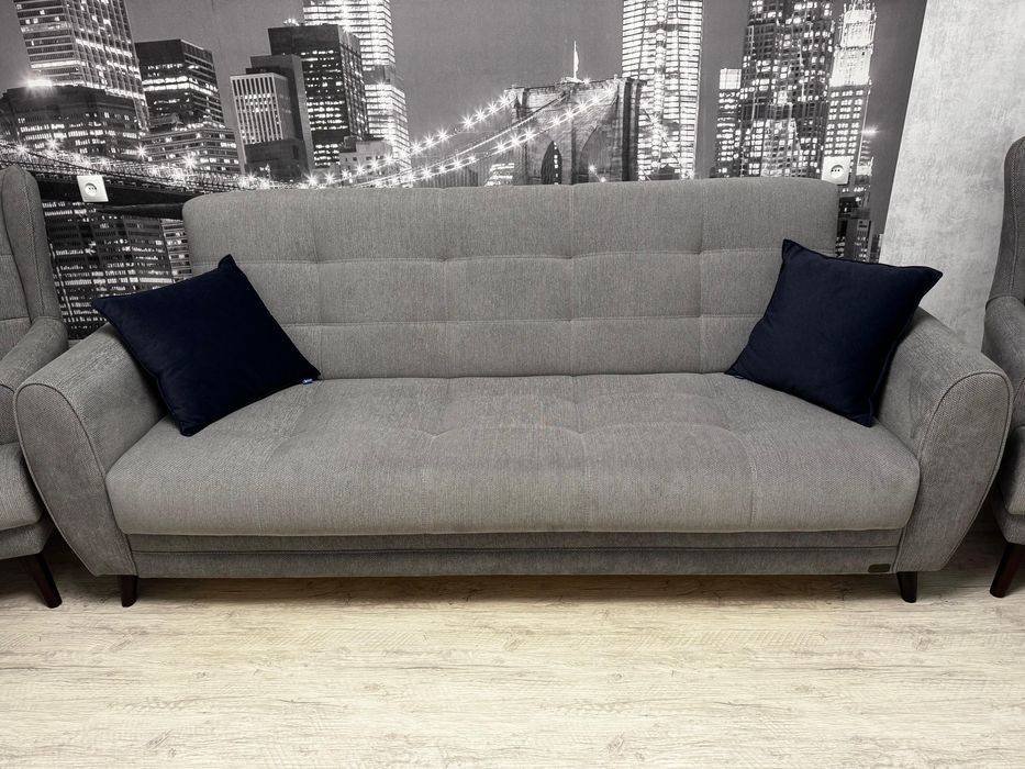 Диван и два кресла