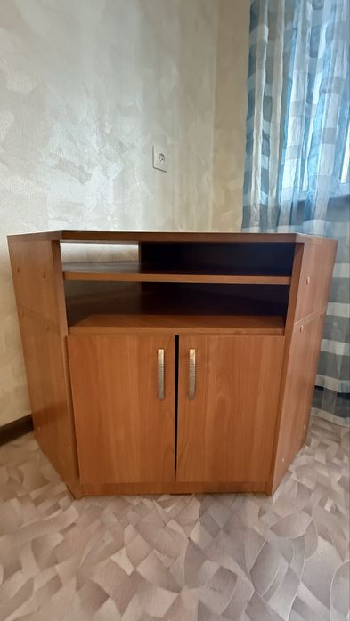 Тумба под телевизор