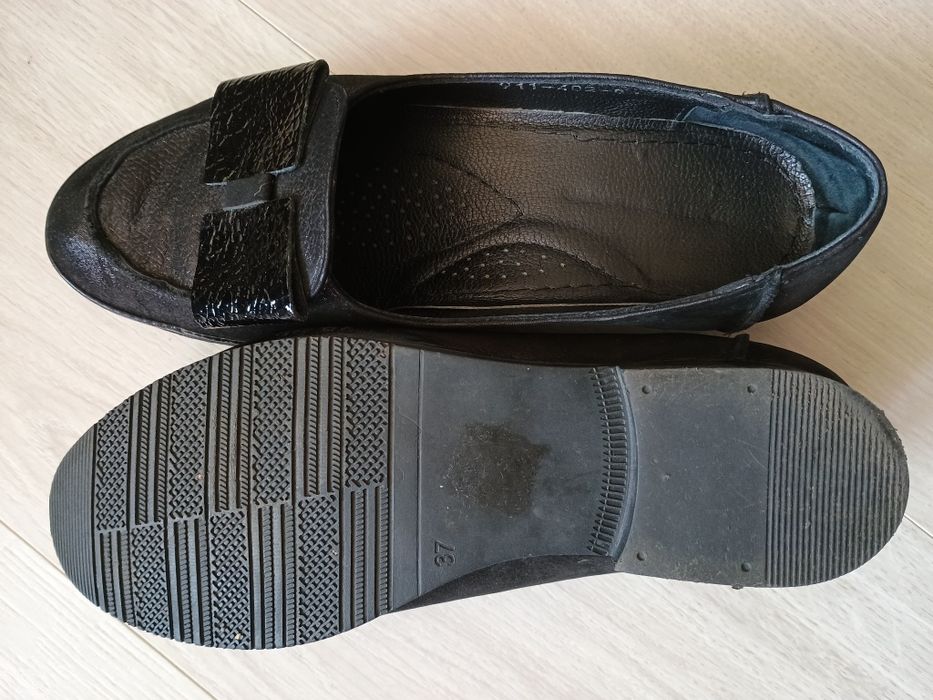 Продавам обувки Daniele Gilardo