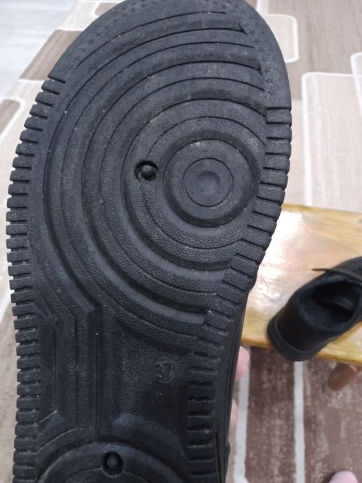 Кроссовки на мальчика