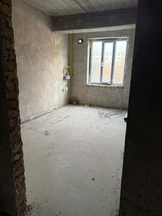 Buxoro Uy sotiladi 1 xonalik