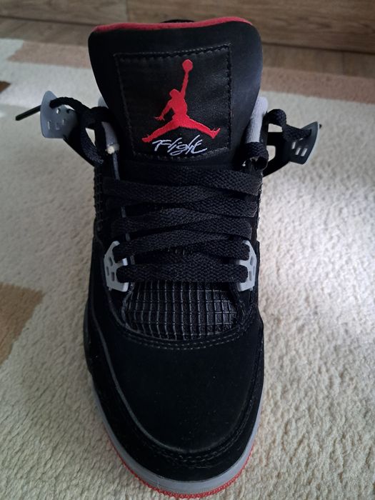 Nike Air Jordan 4 Bred