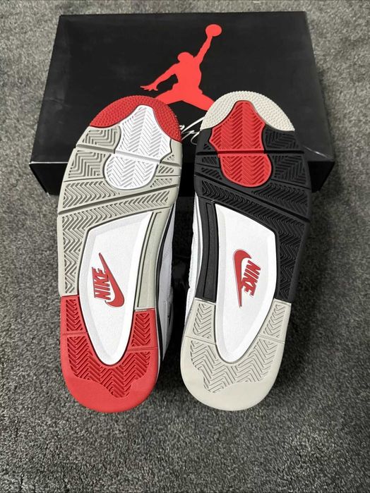 Jordan 4 What The (42/43) FULLBOX | Livrare rapida cu verificare