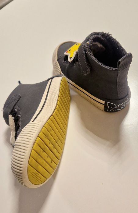 Кецове H&M + Pokemon, размер 26, с подплата