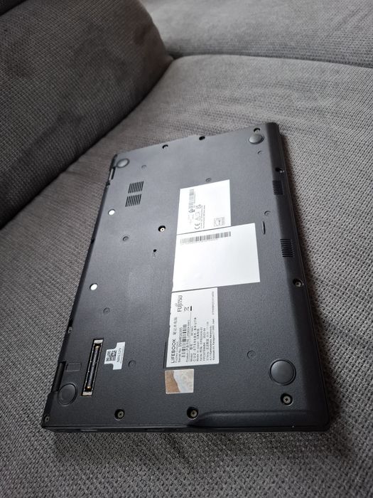 Laptop Business Fujitsu LifeBook E5412, i5 Gen 12, 32 GB RAM, 1 TB SSD