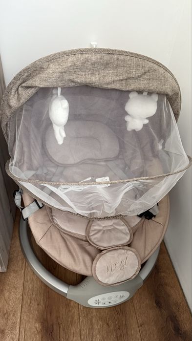 CHIPOLINO Електрическа бебешка люлка - шезлонг NEST МАКАДАМИЯ