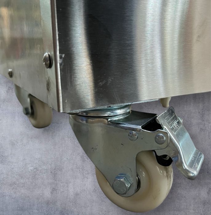 Мясорубка промышленная напольная