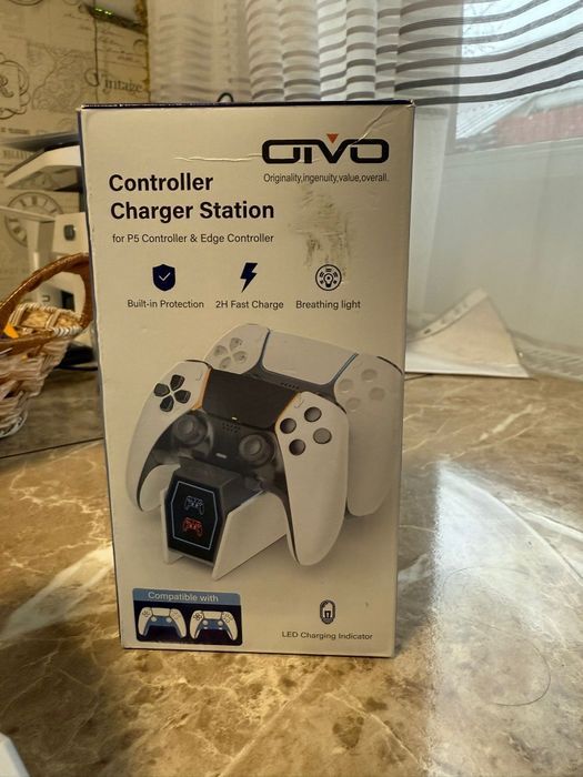 Stație de încărcare controller PS5