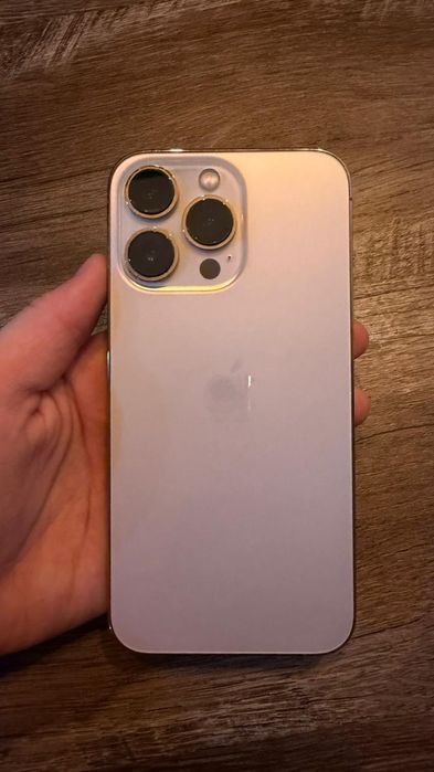 Продам iPhone 13 pro