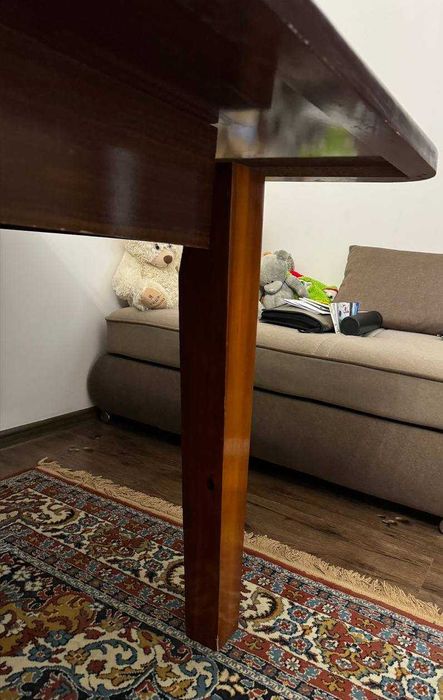 Продается стол со стульями 12 персон