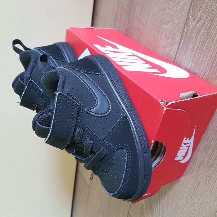 Nike adidas маратонки и кецове