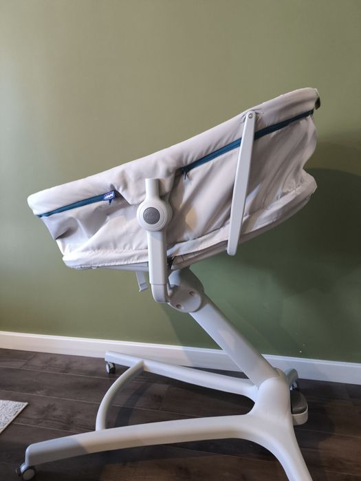 Продам люльку-стульчик Chicco, оригинал