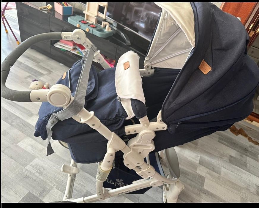 Детская коляска в хорошем состоянии