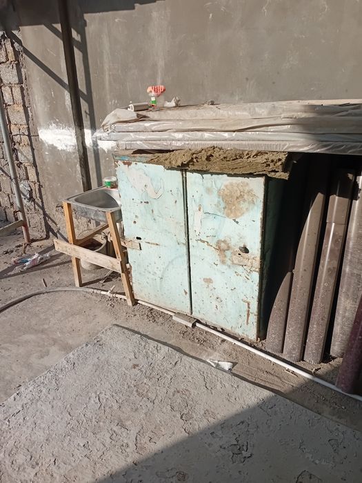 Инструмент шкафы