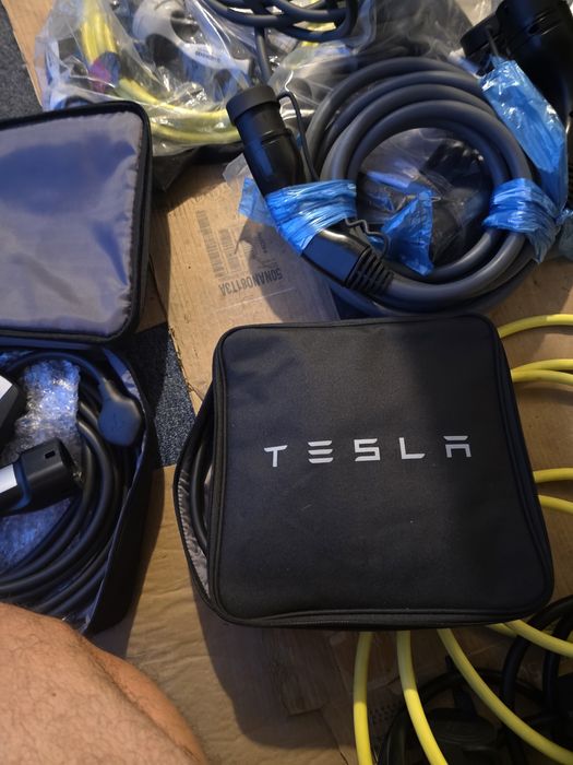 Incarcator masina electrica hibrid Tesla  Bmw Volskwagen Audi Volvo Mercedes hyundai