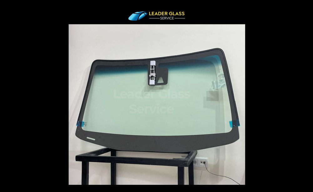 Автостекла. лобовое стекло на Chevrolet Trailblazer XYG Glass