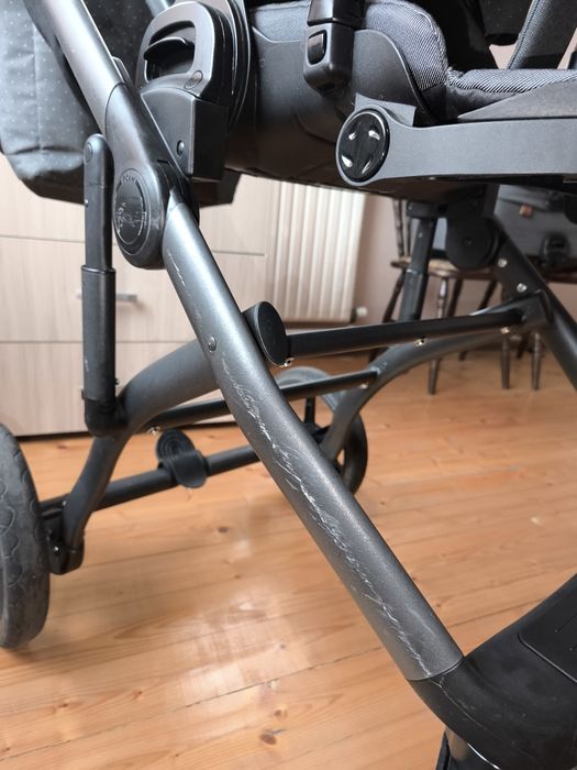 Бебешка количка Roan Bloom 3в1