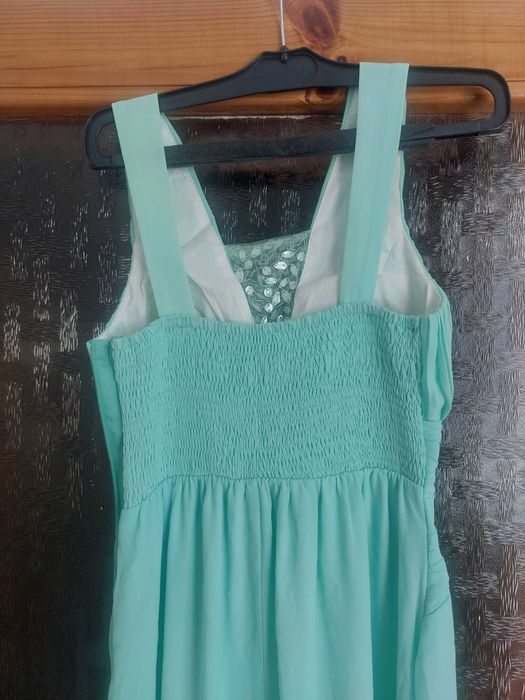 Дълга рокля цвят мента