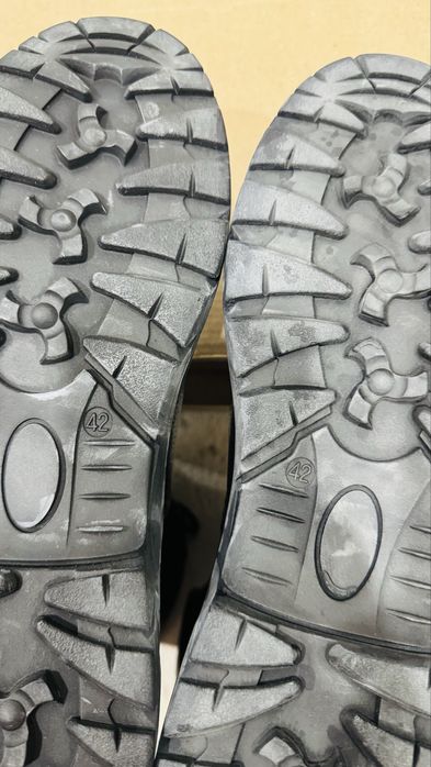 Продам кожанные берцы