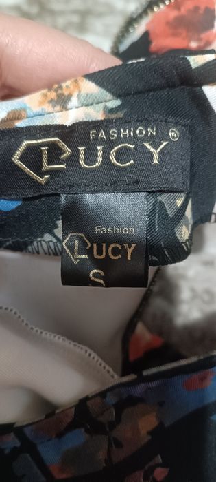 Официална рокля Lucy