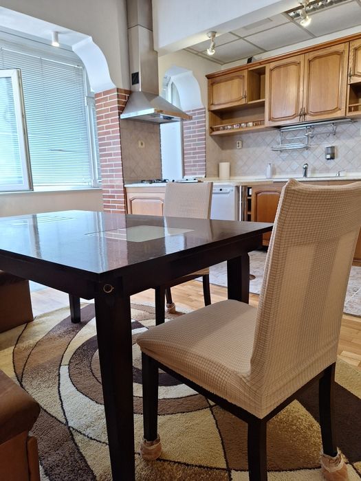 Дава се под наем Тристаен апартамент в Варна, Спортна зала - 85 кв.м за 700 € - Снимка #2