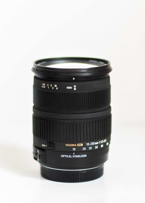 Obiectiv SIGMA 18-200mm DC OS HSM - Canon EF