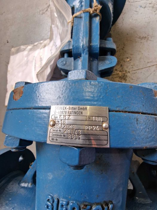 Спирателен Кран с хидравличен цилиндър (шибър) /  Siebeck - Rexroth