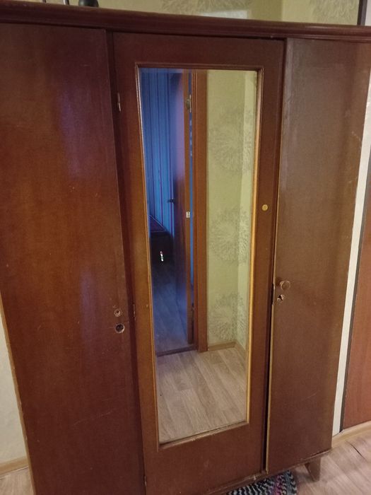 Мебель б/у прихожая и др