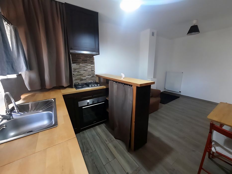 De închiriat apartament